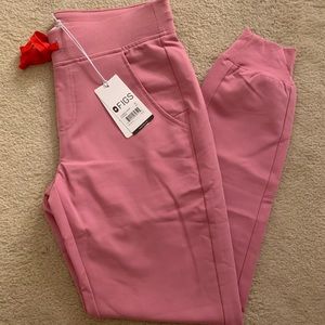 NWT Figs chalk pink Zamora joggers